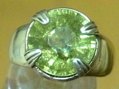 ペリドットリング