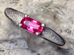 スピネル