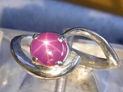 スタールビー　リング