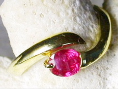 ルビー　リング18K4